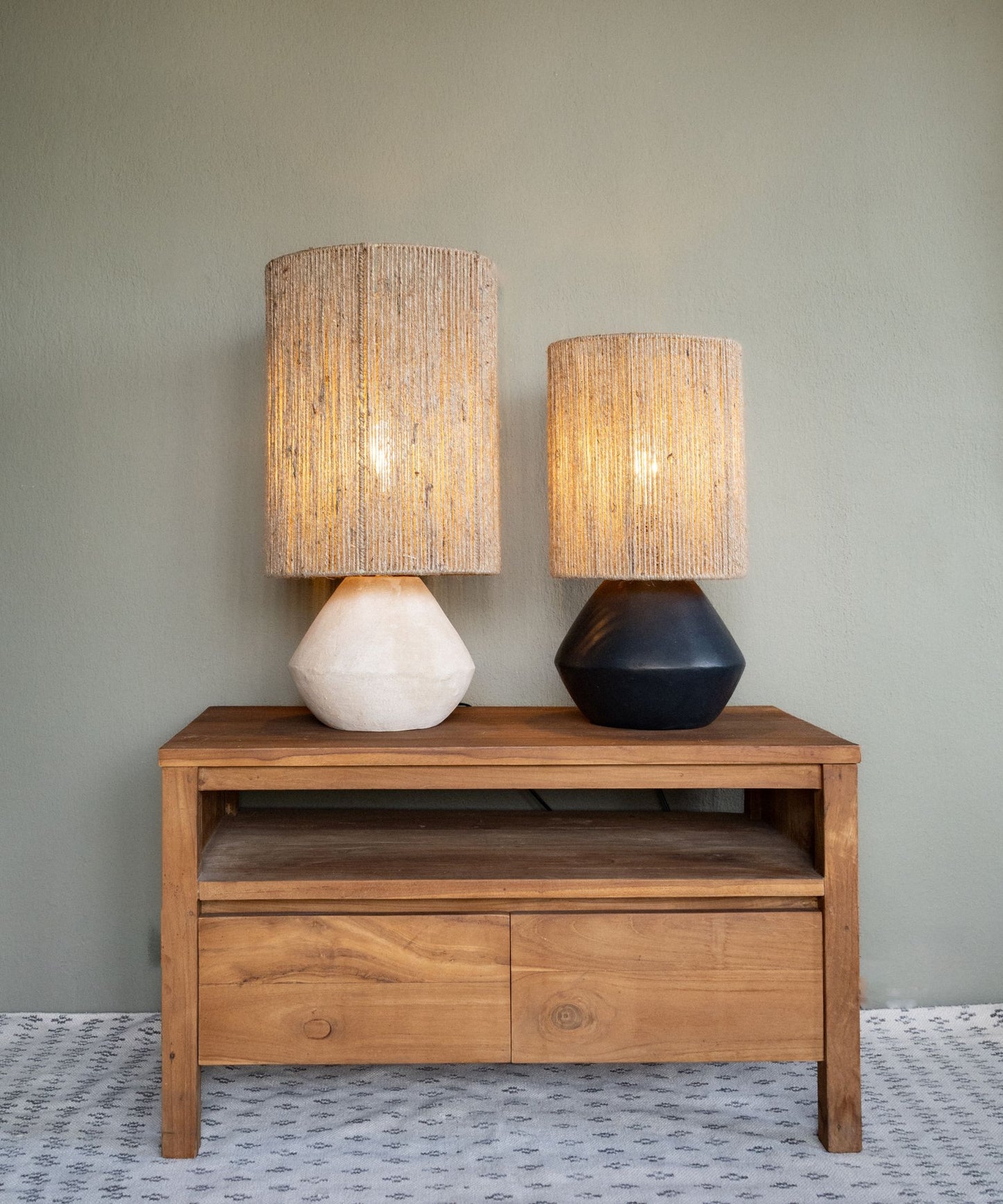 Pied de lampe tupi D26 - Noir