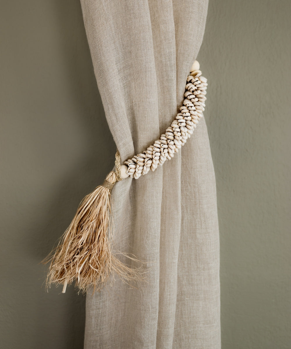 Ambrase à rideau tuhu