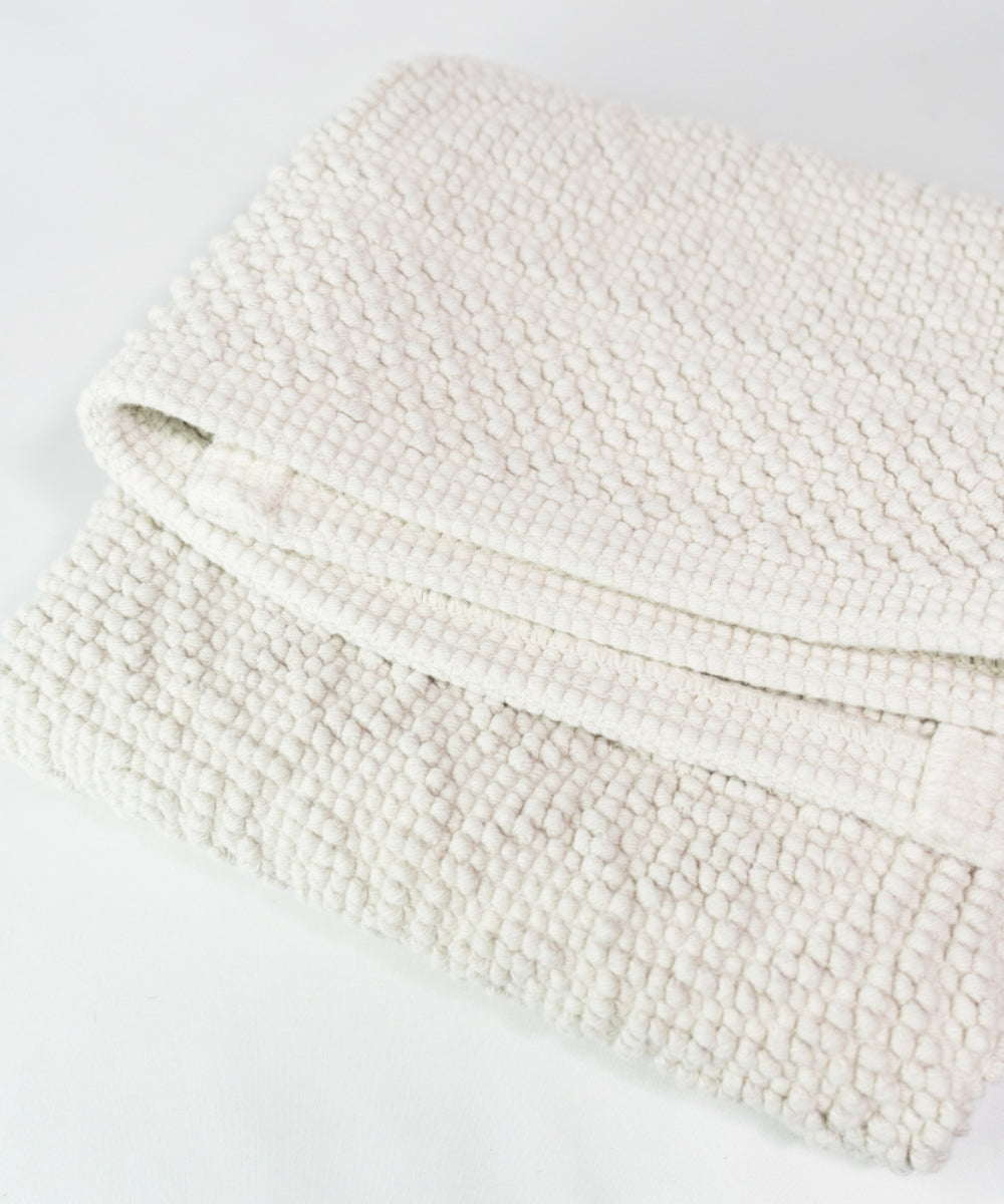 Tapis kymi 60x60 craie