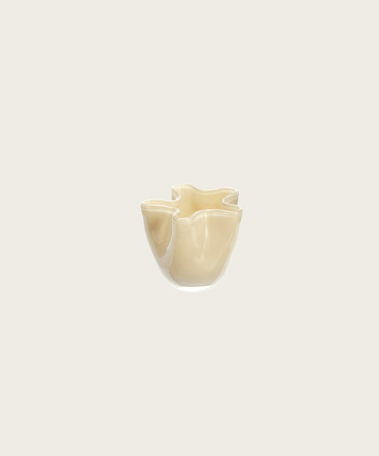 Vase en verre ecru