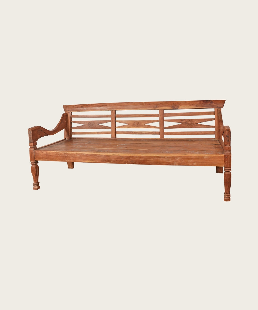 Banquette s 03/04/26 b 183