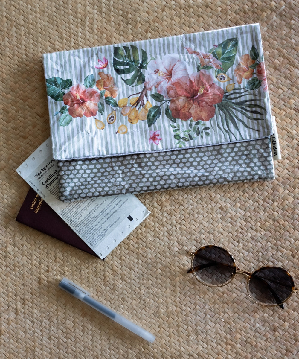 Pochette travelling bibiscus
